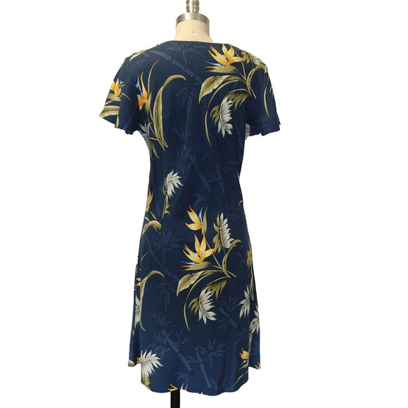 Paradise Found Hawaiian Print Dress Size L Short Sleeve Blue Vintage Rayon Shift - Picture 5 of 6